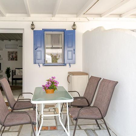 Elenitas Beach House In Ornos Экстерьер фото